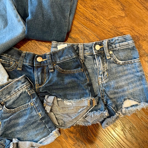Old Navy - Girls' 6 Piece Denim Bundle, Size 6/7 - Picture 3 of 4
